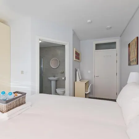 Hazelwood Short Stay Accommodation Apartment Dublin